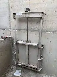 Слайд История появления и развития щитовых затворов 1