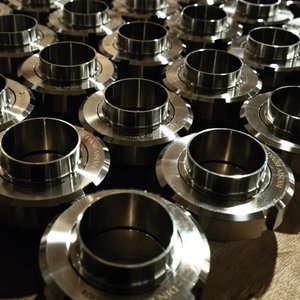 Из какой стали наш товар и почему